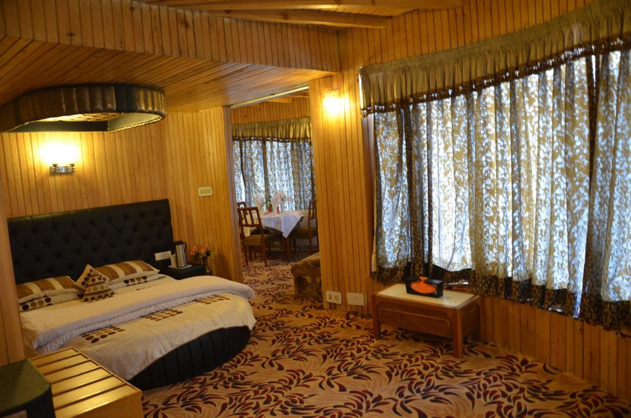 JAMMU AND KASHMIR Hotel Hilltop Gulmarg מראה חיצוני תמונה